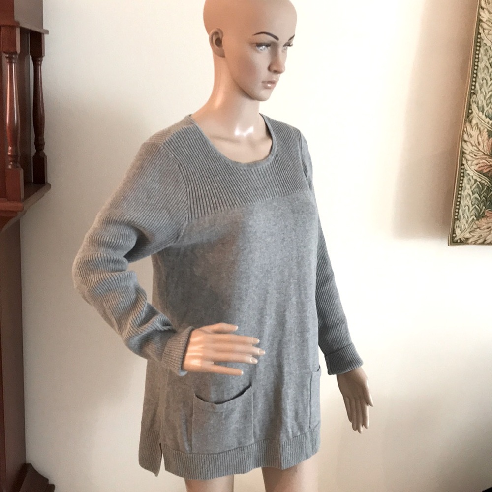 Jeane Pierre sweater